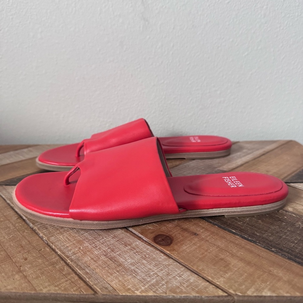 Eileen Fisher Edge Leather Sandal - Picture 3 of 11